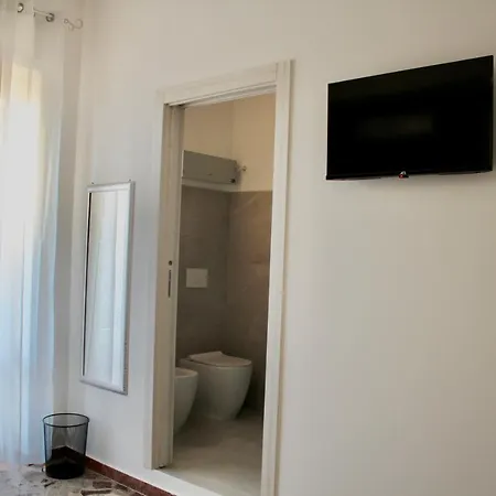 Degli Angeli לינה וארוחת בוקר 4*