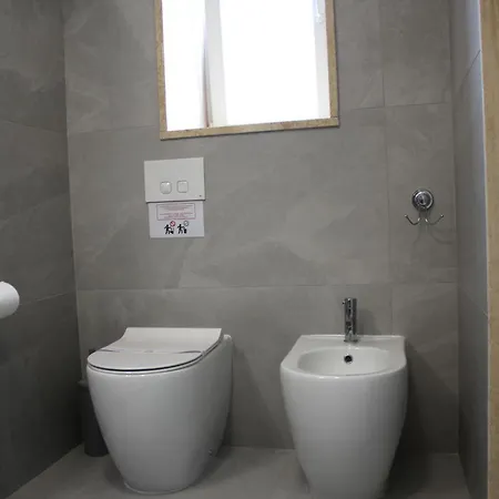 Degli Angeli לצ'ה