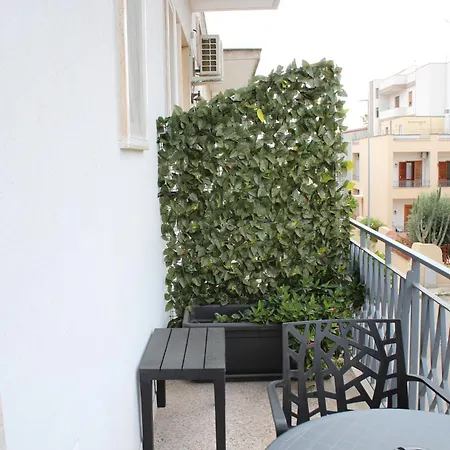 Degli Angeli Bed and Breakfast Λέτσε