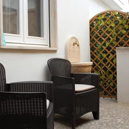 Degli Angeli לינה וארוחת בוקר 4*